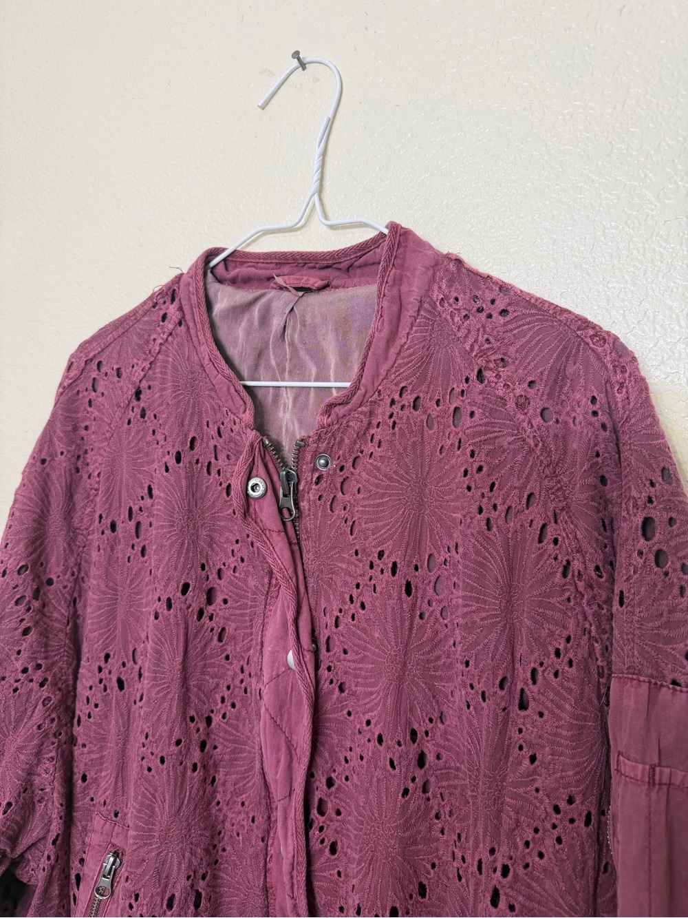 Free People Daisy Jane Bomber Jacket Eyelet Raspberry Purple Slouchy Oversized S - Picture 4 of 16
